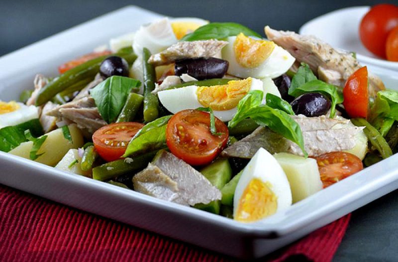 Novi Vinodolski - novi-vinodolski.info - Salata s tunom