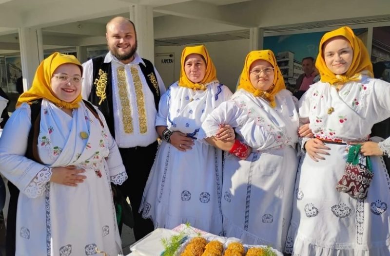 Novi Vinodolski - novi-vinodolski.info - Slavonija slavi svoju baštinu: drugi Pogača Fest u znaku 20 godina Veselih Šokica i okusa koji spajaju tradiciju i budućnost