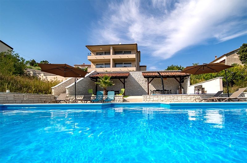 Novi Vinodolski - novi-vinodolski.info - B&M Apartments Rab-Lopar