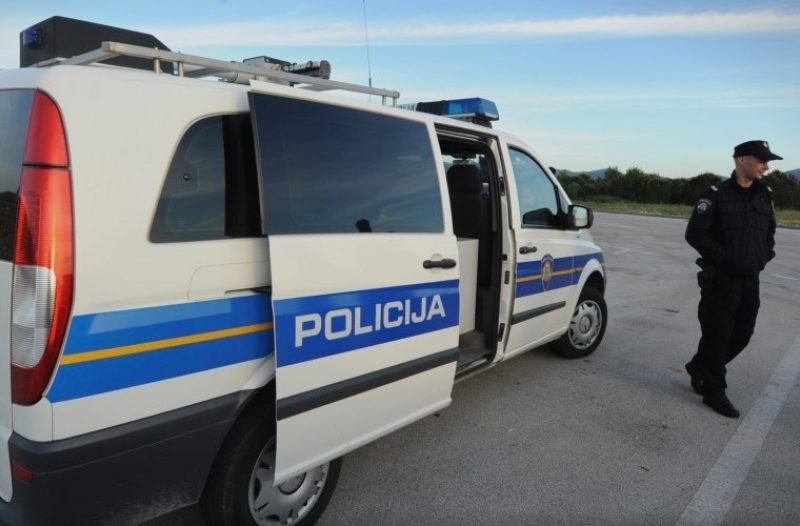 Novi Vinodolski - novi-vinodolski.info - Zbog krađe automobila uhićena dvojica Sirijaca na području Metkovića